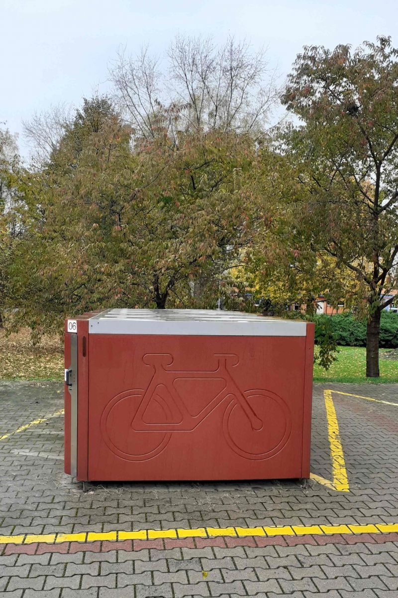 Bike Box - Bohumín, at the polyclinic