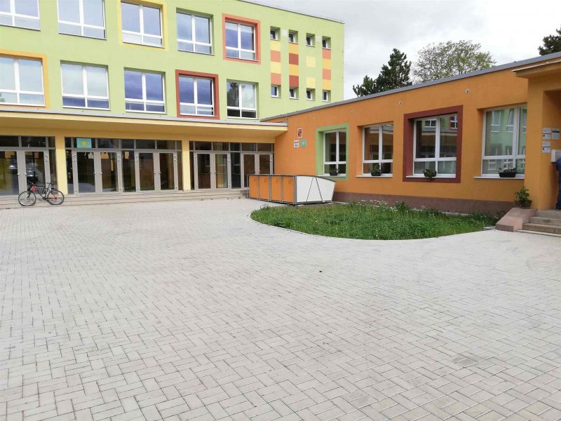 Bike Box - Most, 4th elementary school of Vaclav Talich