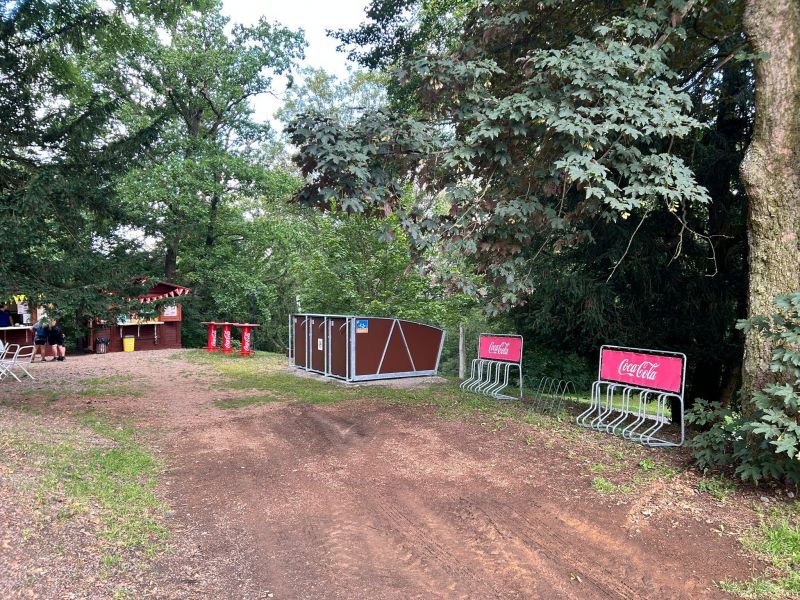 Bike Box - Castle Zbiroh